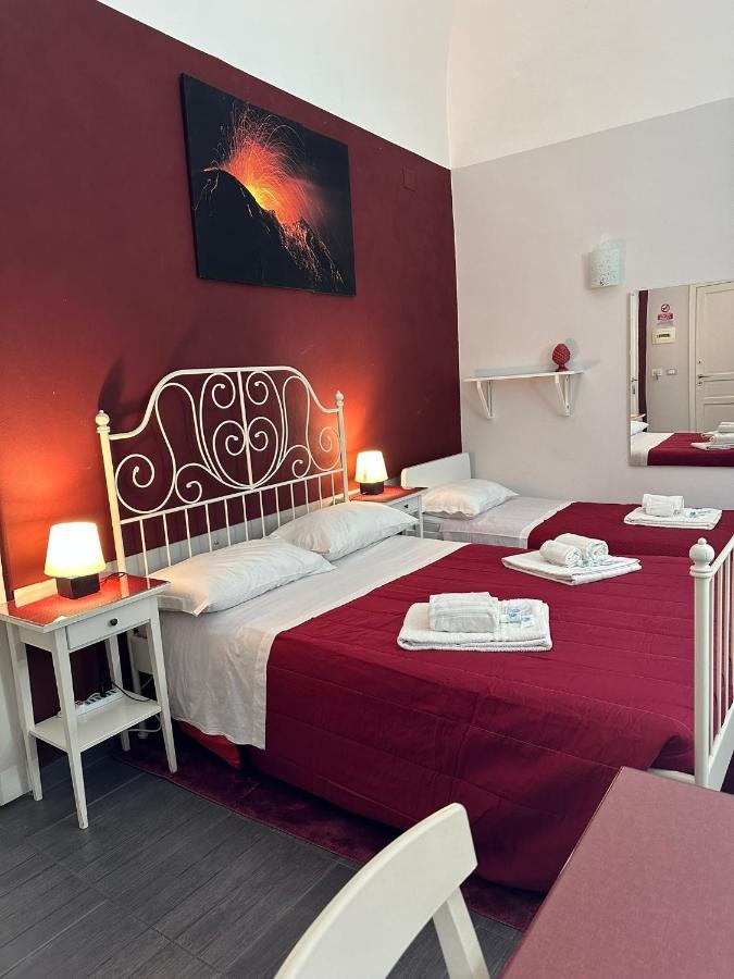 Etna Rooms Катанія Екстер'єр фото