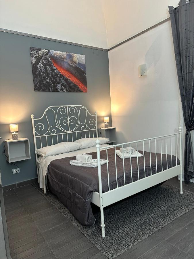 Etna Rooms Катанія Екстер'єр фото